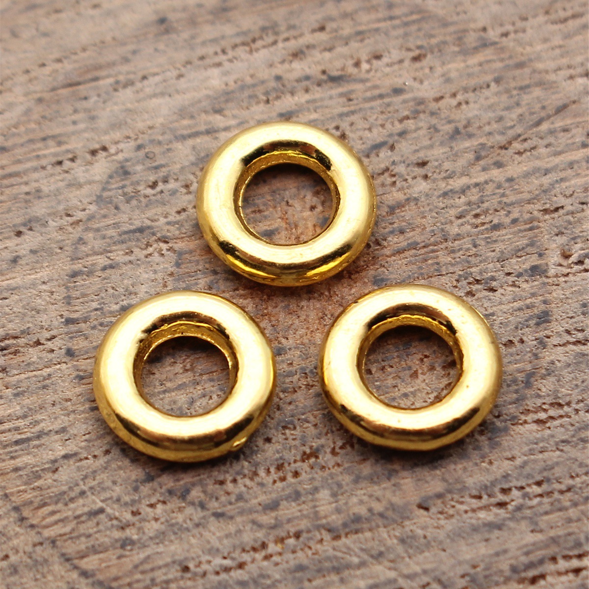 Round Charms Connector Cutout  - огляд і ціна Resin Crafts Diy